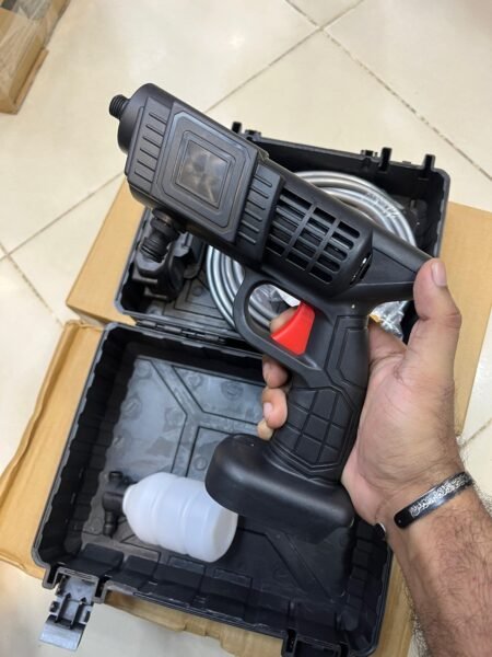 Double Battery Water Cleaning Gun Car Washer Gun    Product Include  2 Water Nozzel 48V Battery  Pipe  Soap Liquis Bottle