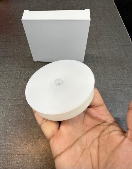 Motion Sensor LED Night Light - USB Rechargeable Wireless Lamp for Kitchen, Cabinet, Wardrobe, Staircase, and Closet